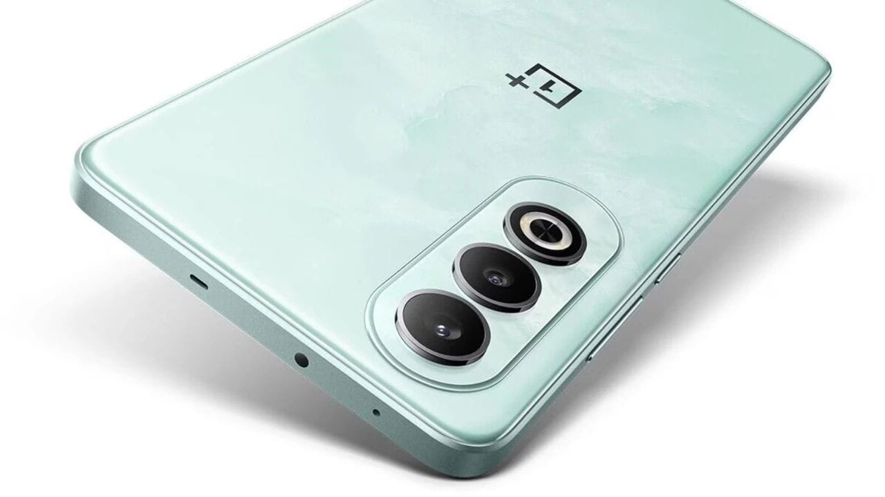 5500mAh बैटरी और शानदार कैमरे के साथ OnePlus ने मचाया तहलका, Vivo-Oppo को छोड़ा पीछे