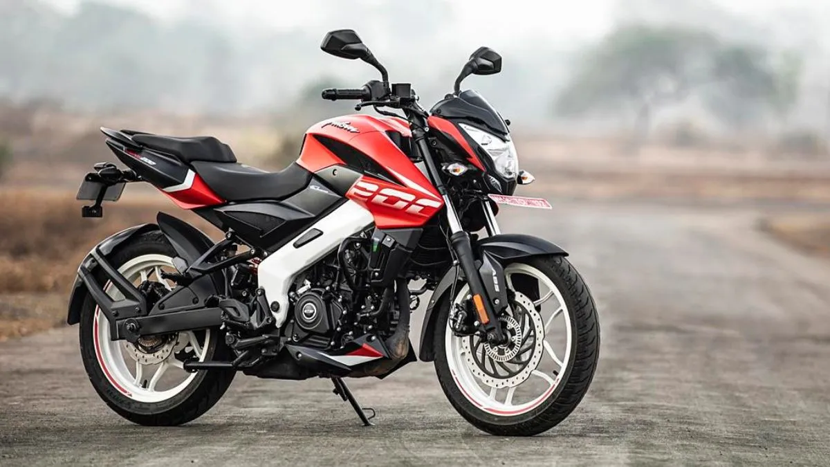 Bajaj Pulsar S 400 भारत की एकदम दमदार बाइक, कलर और लुक बहुत शानदार, जाने इस क्या है कीमत